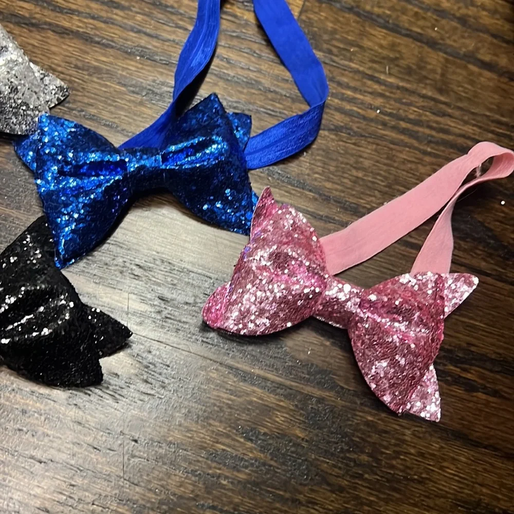 NWOT Glitter headband bows.